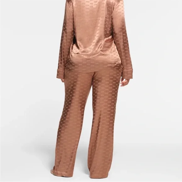 COPY - Skims brown pajama set